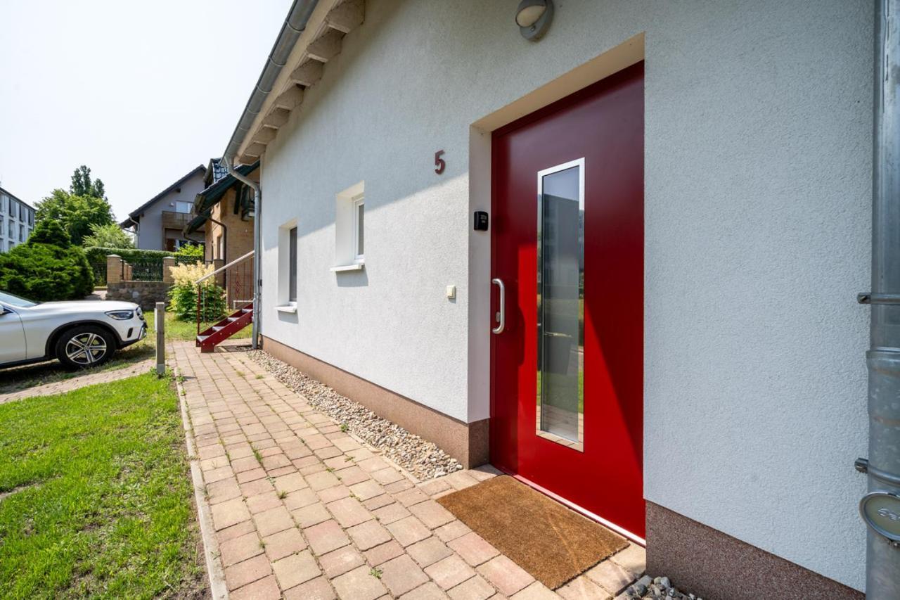 Apartamento Uferpromenade Whg 1 oben Röbel Exterior foto